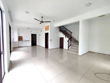 Fully AC Semi-D with Kitchen Cabinet & Private Garden @Setia Ecohill 2