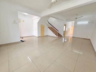 Double Storey House Basic Unit 22x70 Well Maintain Freehold 24h Guard