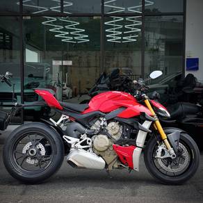 Ducati Streetfighter V4S Unreg