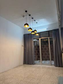 2.5-Storey Semi-D House for Rent in Tanjung Tokong