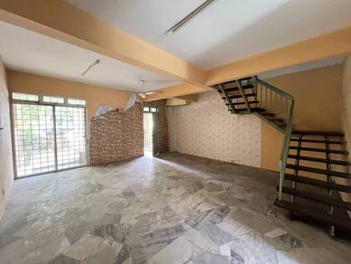 Freehold Double Storey 20x70 Jalan Inai Bukit Beruntung Sentosa Rawang