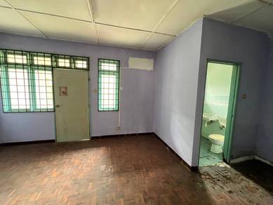Freehold Double Storey 20x70 Jalan Inai Bukit Beruntung Sentosa Rawang