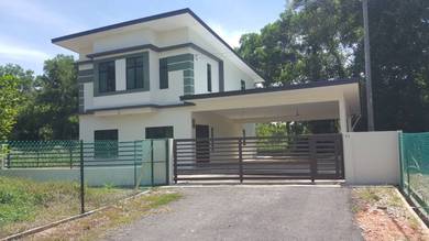Bungalow-House-for-rent-Sipitang-Sabah