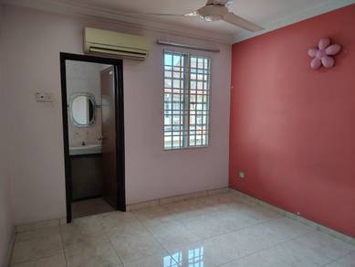 Double storey House For Sale In Taman Tasik Prima , Jln Puchong Utama