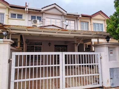 Double storey House For Sale In Taman Tasik Prima , Jln Puchong Utama