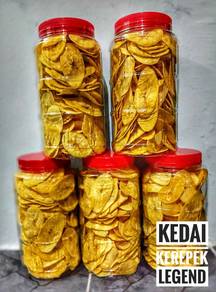 kerepek pisang dan rempeyek bilis kacang