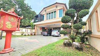 Taman Impian Emas bigger Double storey Semi D Fully extended