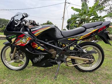 Kawasaki rr 150 hitam shuriken