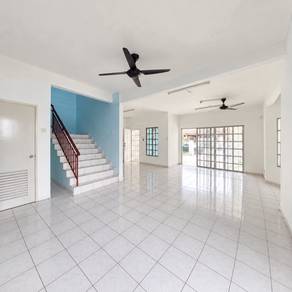 BK5 Bandar Kinrara Puchong 2 Sty Corner Lot Big Extra Land For Rent