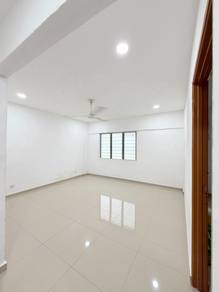 Flat Taman Batu Permai Jalan Ipoh. Near MRT. Well kept and clean.
