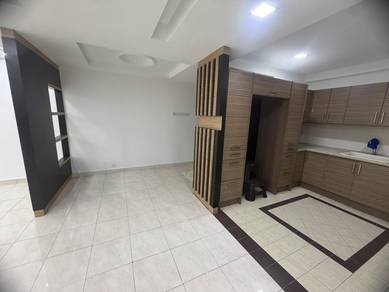 Refurbished Corner lot in Endah Puri Condo