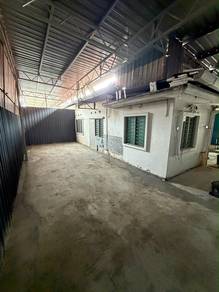 Single stories shophouse lorong batu lanchang for Rent