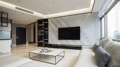 INVEST Next to LRT/MRT - 2-3 Rooms- High Cashback & FREE Furnish !