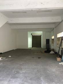 End Lot Ground Floor Taman Petaling Utama Shop