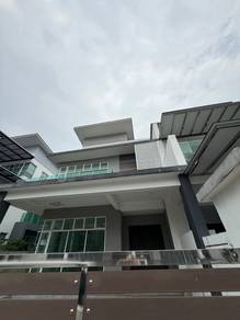 Mutiara rini full loan 3storey cluster house