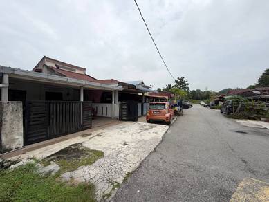 Teres Setingkat Taman Kampung Kuantan, Klang