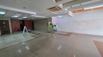 Shop Lot GF Intermediate  Kompleks Diamond Bandar Baru Bangi for Rent