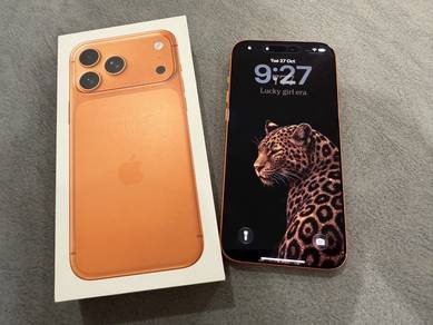 iPhone 17 Pro Max 512GB - Cosmic Orange (9 months)