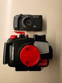 Olympus TG-6 + Original PT-059 Underwater Housing