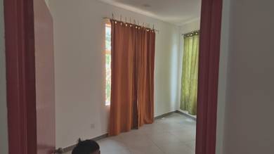 Bilik Tingkat Bawah | Batu Tiga, Shah Alam