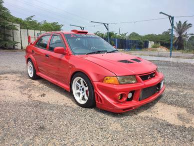 Mitsubishi Lancer Evo 4 CN9A 