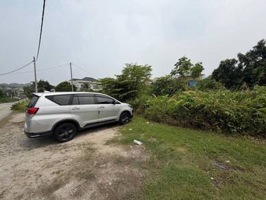 Bungalow Land at Pulau Meranti 