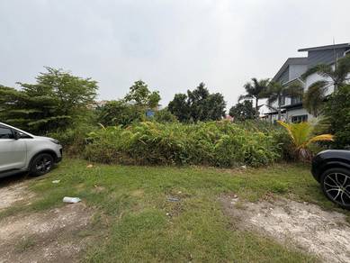 Bungalow Land at Pulau Meranti 