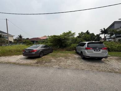Bungalow Land at Pulau Meranti 