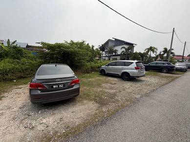 Bungalow Land at Pulau Meranti 