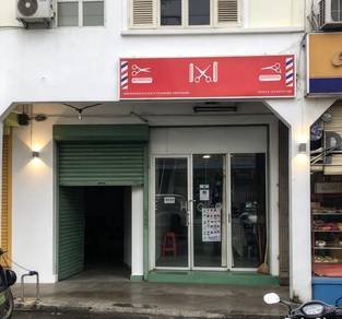 Half Puchong shop lot  TPP 1 Taman Industri Puchong