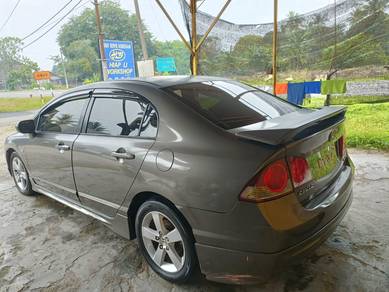 Honda CIVIC 1.8 I-VTEC (A)