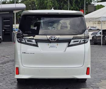 Toyota VELLFIRE 2.5 GOLDEN EYES  2021