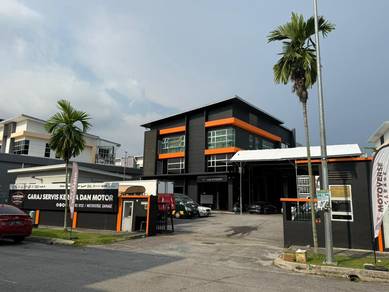 3 storey semi-detached factory/industrial lot
