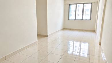 Sri Saujana Apartment 42C Gat Lebuh Macallum Tiles Flooring 2 Carpark Strata Title Obtained