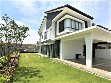 SEPANG Fully Furnished!!!2 20 x70 Double Storey House