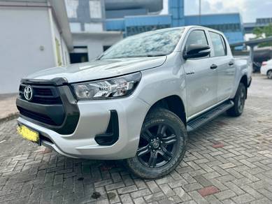 Toyota HILUX 2.4 E (A) 4x4. Year 2022 Loan Credit