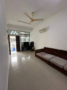 Rumah pangsa taman bayu for sale