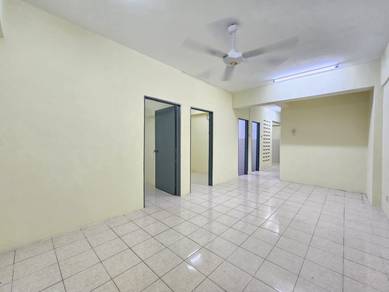 Kantan Court