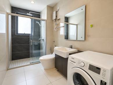 Direct transport to ciq Danga Bay Town 2bed unit for rent
