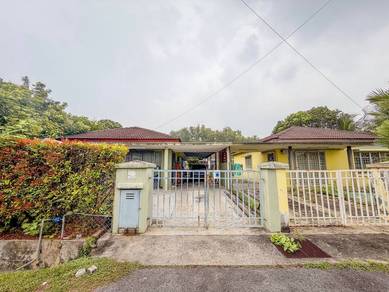 Bandar Tasik Kesuma, Semenyih FREEHOLD Single Storey SEMI D House