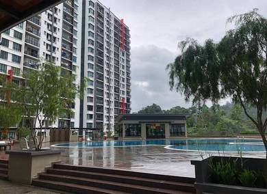Female room for rent, Selayang Height 