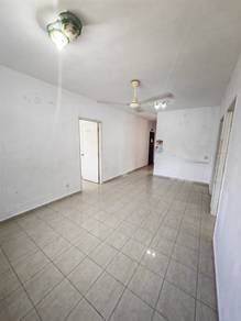 Permai Lake View Apartment