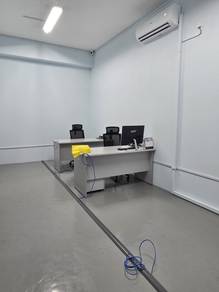 Larkin Town Centre 3 Storey Shoplot First Floor for Rent