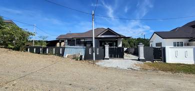 Banglo Setingkat Taman Purnama Rusila , Marang