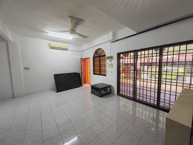 2.5-storey-Terraced-House-for-rent-Ipoh-Perak