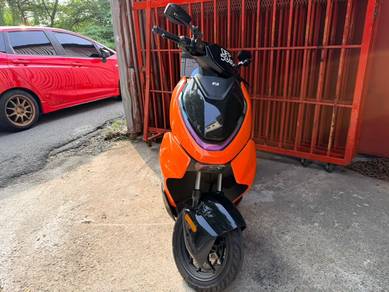 Zeeho AE4 Electric Scooter 2000km