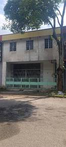 [FOR RENT] 1.5 Storey Link Factory / Warehouse Taman Bukit serdang