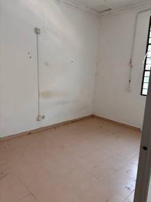 Shop for rent at Seks 6, Kota Damansara