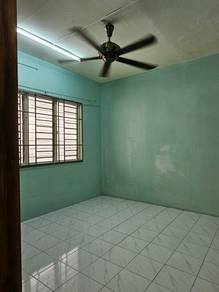 Pangsapuri Teratai (L6) Bandar Mahkota Cheras
