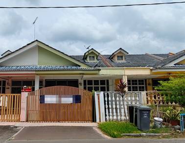Beautiful Single Stry Terrace Fully Renovated 5Beds(Attic)-Tmn Sri Klg